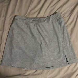 Outdoor voice court skirt in gray